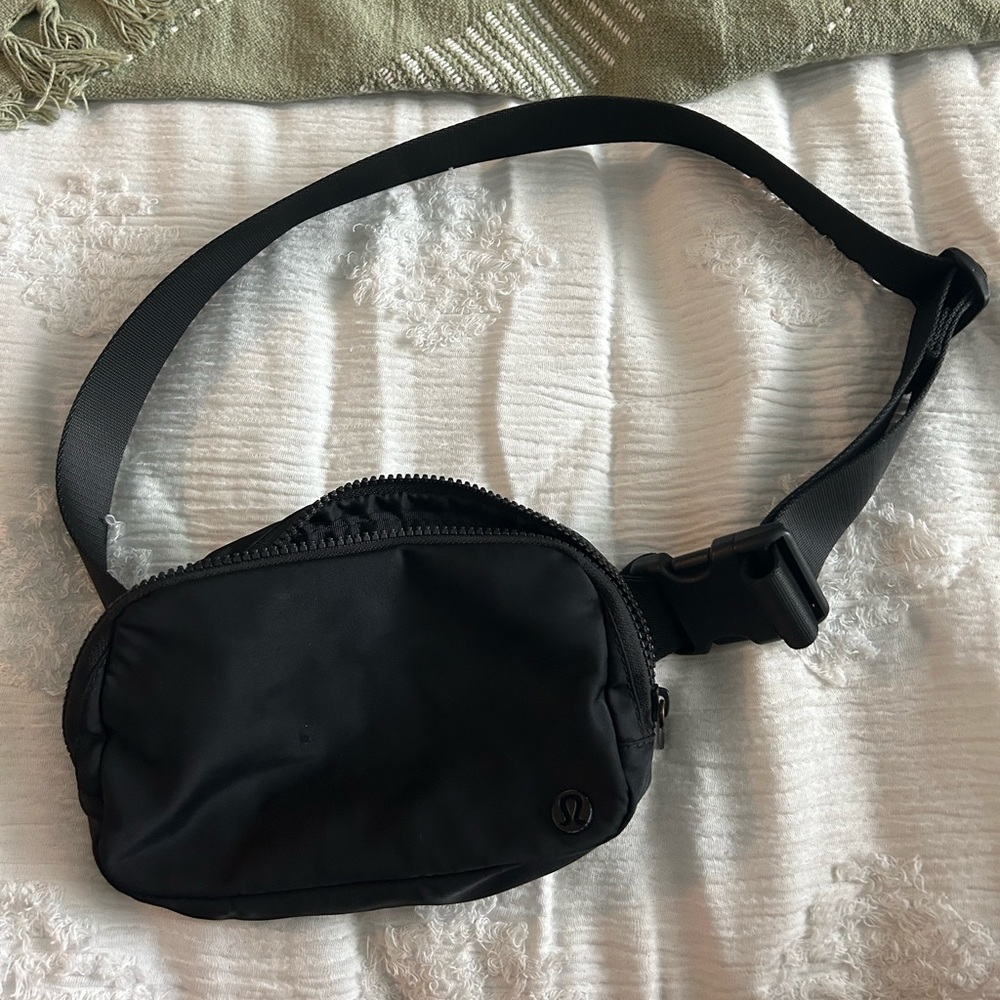 Lululemon crossbody bag
